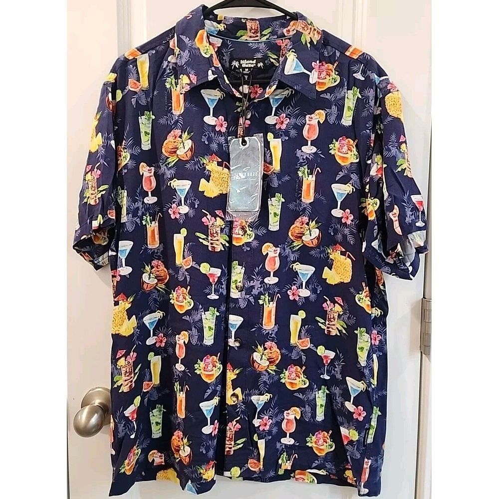 Island Haze Shirt Mens Medium Blue  Drinks Piña Colada Button Up Hawaiian Fiesta